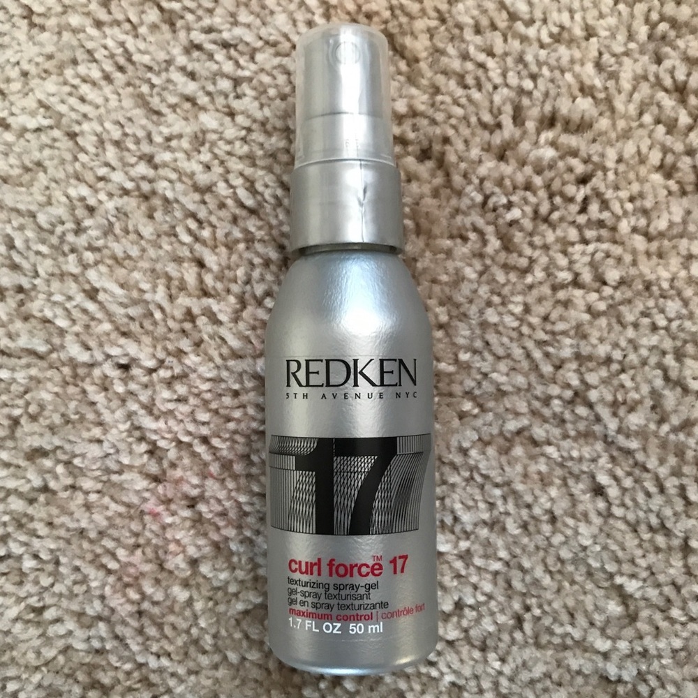 RARE Redken Curl Force 17 travel spray - NEW